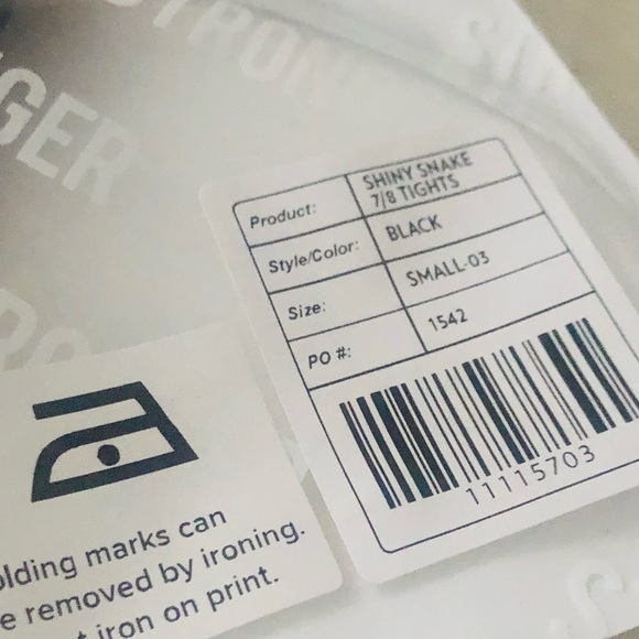 π Stronger Sweden Workout Snake Print Set - Picture 15 of 16